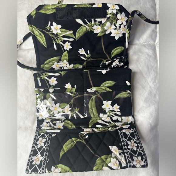 Vera Bradley Crossbody Jasmine Black White 🖤🌿🤍 - Picture 6 of 6